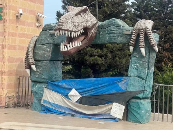 CHP’li belediye görkemli törenle açmıştı! Milyonluk park tehlike yuvası oldu